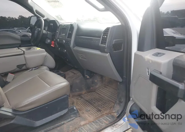 1FD7X2B61KEF97135: 44009935