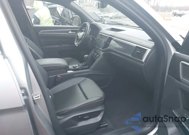 1V2RE2CA1LC229670: 44010018