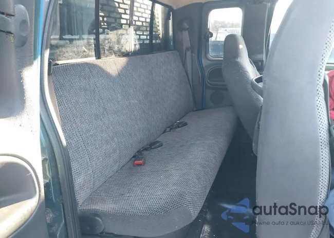 3B7HF13Y2WG221094: 44010144