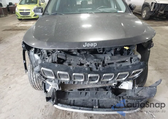 3C4NJDCB6NT105434: 44010165