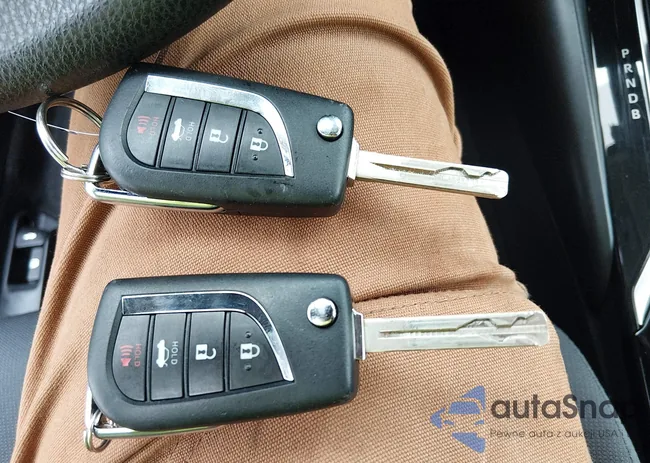 JTDEPMAE9NJ196184: 44010218