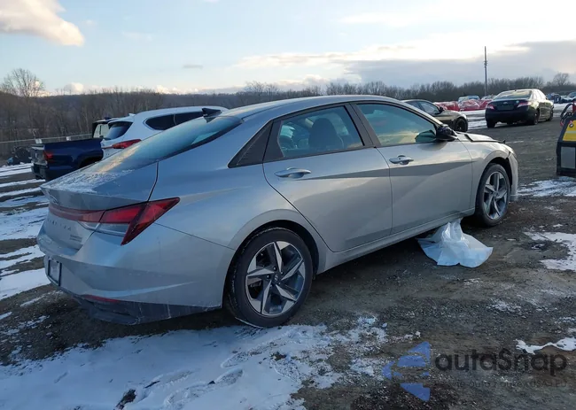 5NPLS4AG7PH096183: 44009353