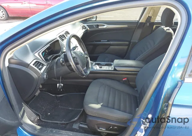 3FA6P0LU8HR285293: 44009390