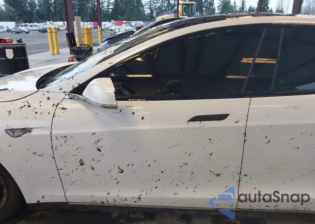 5YJSA1DP5CFS00655: 44009397