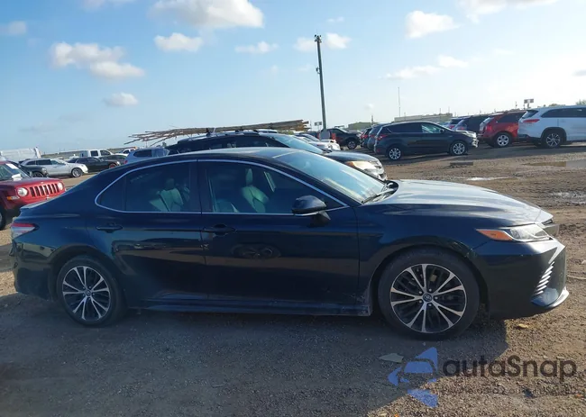 4T1B11HK1JU634053: 44009442