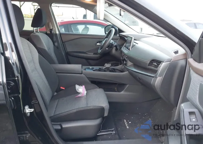 JN8BT3BA8PW437537: 44009449