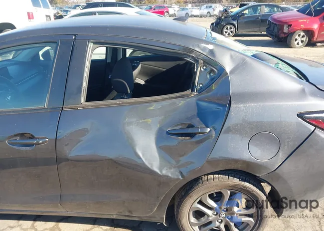 3MYDLBYV0KY501405: 44009480