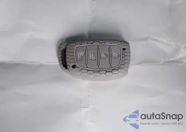 KMHD84LF8KU784940: 44009558