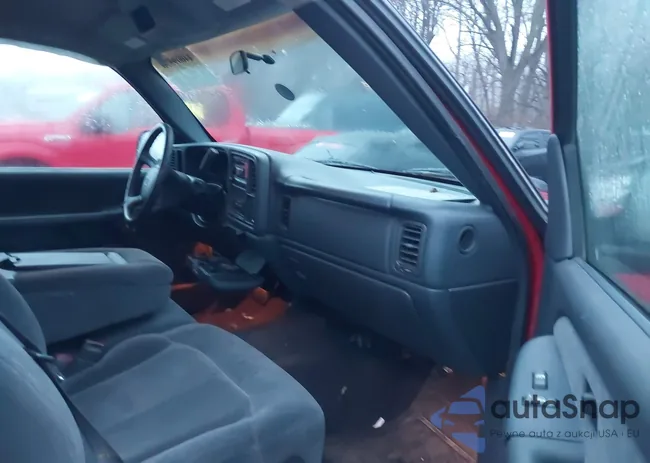 2GCEC19V5X1203594: 44009570