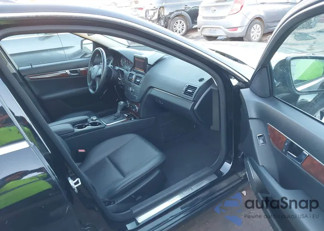 WDDGF54XX8F063686: 44009583