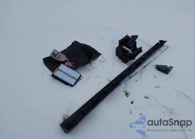 JM1CR29L080324332: 44009602