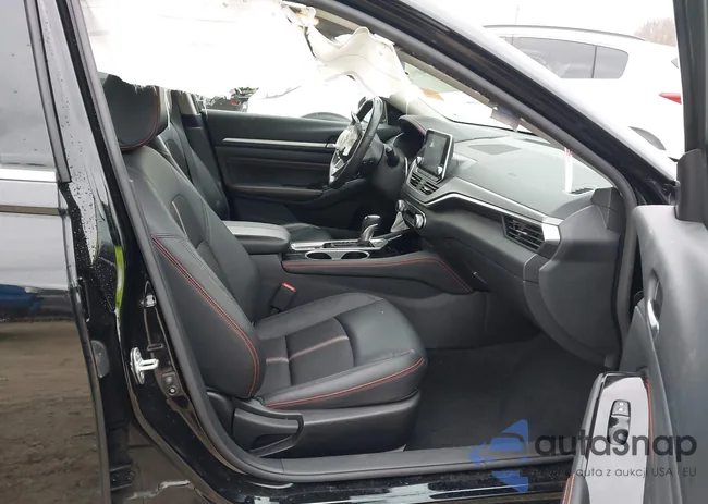 1N4BL4CW1PN344947: 44009632