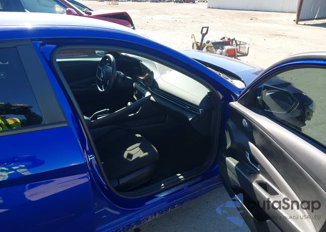 KMHLM4DG0RU845948: 44010695