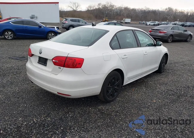 3VWD17AJ1EM231604: 44010729