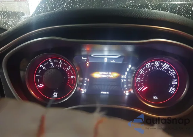 2C3CDZAG8JH327779: 44010806