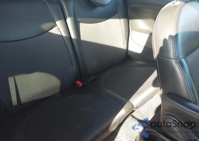 3C3CFFGE8HT575773: 44010907