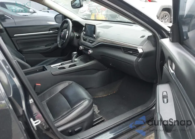 1N4BL4EV9KC156606: 44011082