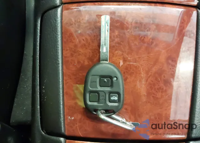 JTJHW31U482852109: 44011095