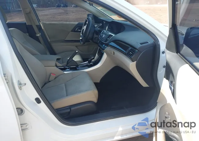 1HGCR2F3XHA174469: 44011126