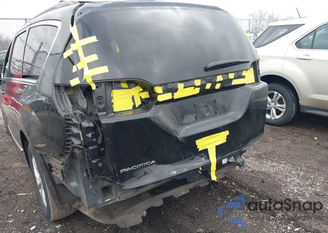 2C4RC1BG7HR675750: 44011134