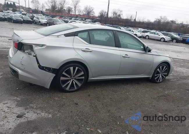 1N4BL4CV7NN386415: 44011147