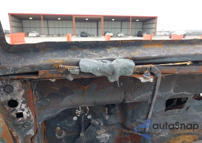 1C4BJWDG7GL323096: 44011229