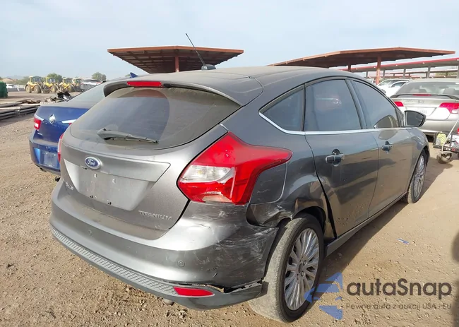 1FAHP3N26CL356441: 44011233