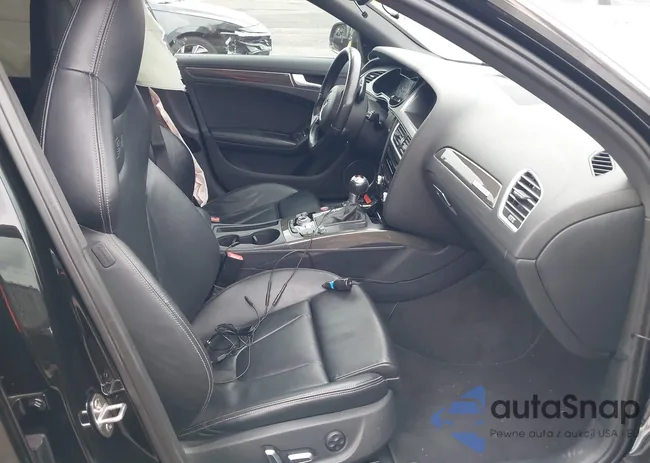 WAUBGAFL2FA060700: 44010305