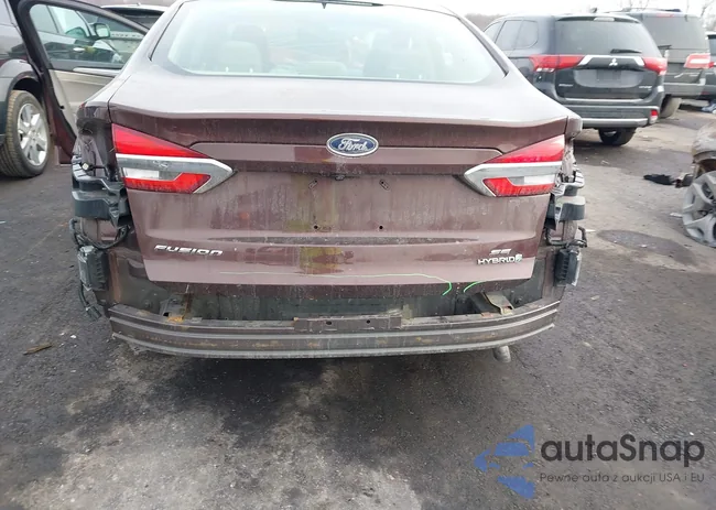 3FA6P0LUXKR129666: 44010507