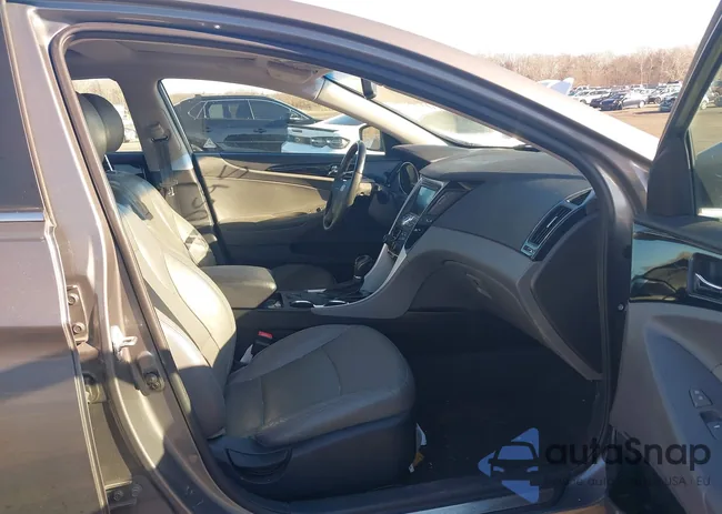 5NPEC4AC0DH585782: 44010595