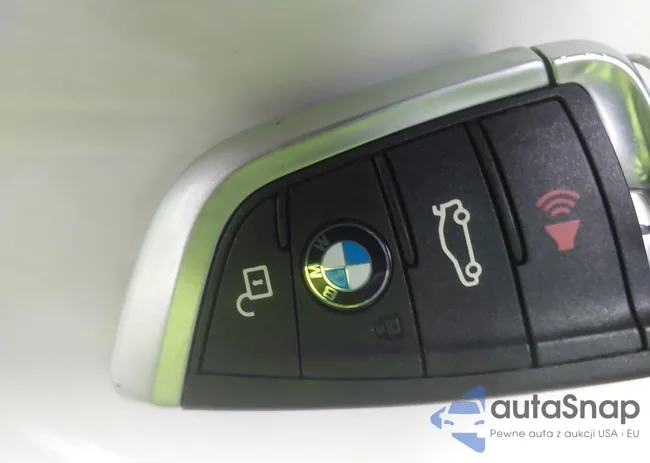 5UXKR0C55E0H20960: 44010643