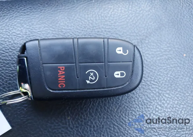 3C4NJDCB7NC157672: 44011767