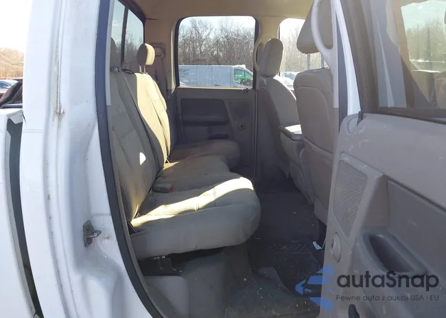 3D7KS28A08G137657: 44011809