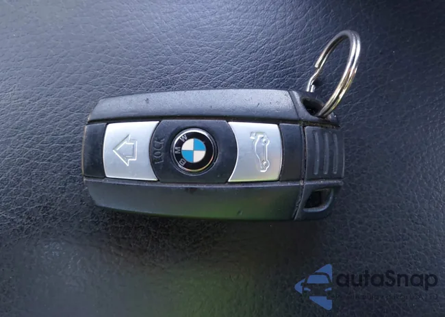 WBAUL7C56BVM80508: 44011819