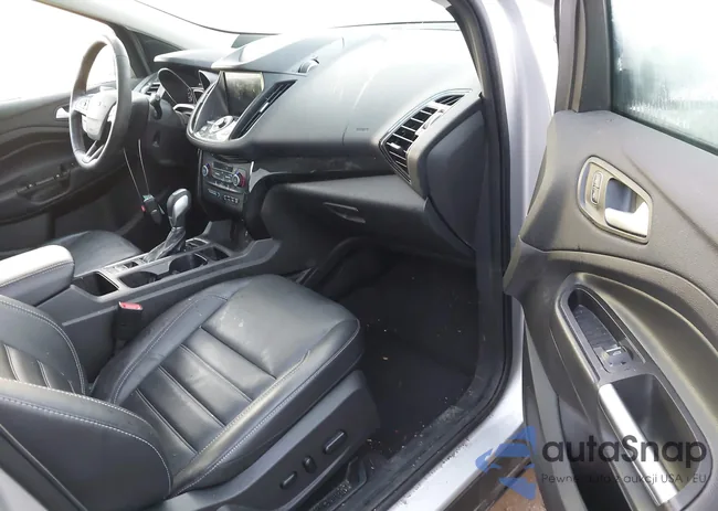 1FMCU9J91KUA81942: 44011839