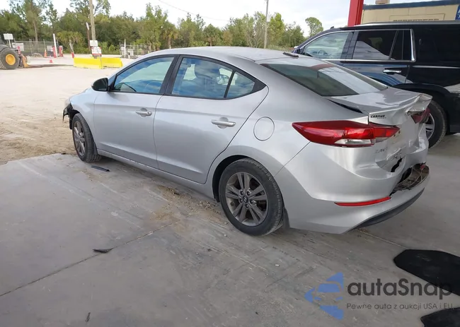 KMHD84LF5JU610547: 44011854