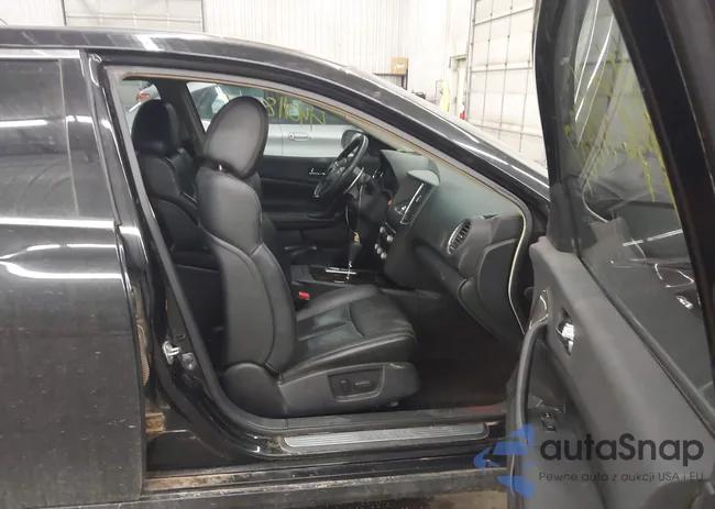 1N4AA5APXEC488850: 44011887