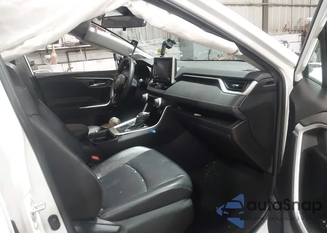 2T3A1RFV3LC138559: 44011897