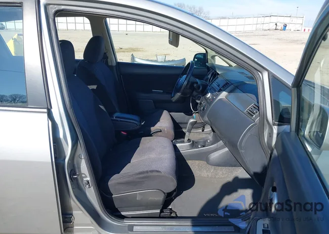 3N1BC1CP4CL371557: 44011904