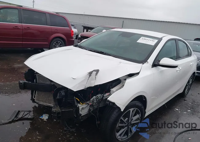 3KPF24AD2PE542876: 44011946