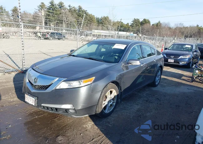 19UUA86589A006752: 44012061