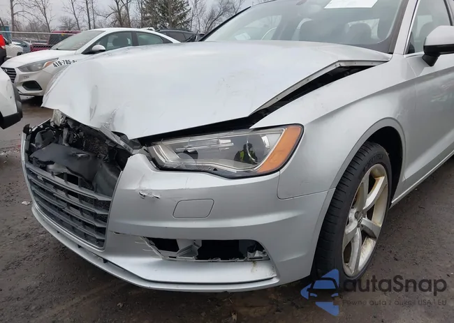 WAUBFGFF3F1000828: 44012077