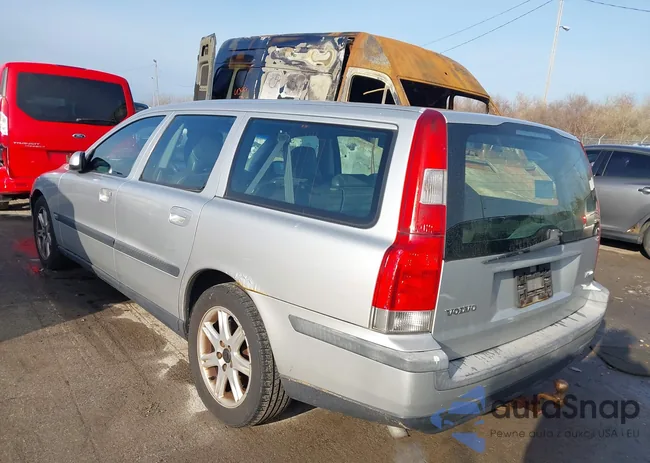 YV1SW61R221197073: 44012082