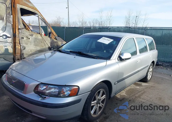 YV1SW61R221197073: 44012082