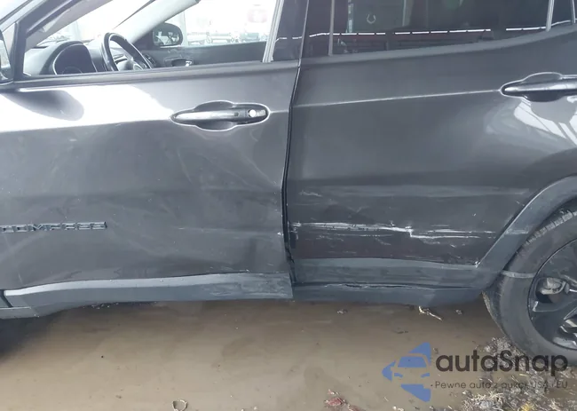 3C4NJDBB8KT734416: 44012092