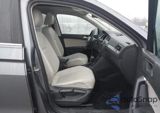 3VV2B7AX7LM011653: 44012147