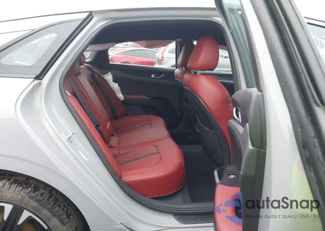 5XXG64J27RG233227: 44012230