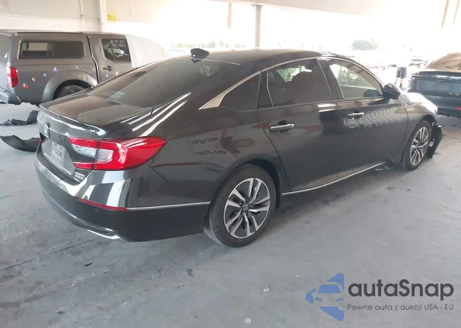 1HGCV3F97JA006705: 44012236