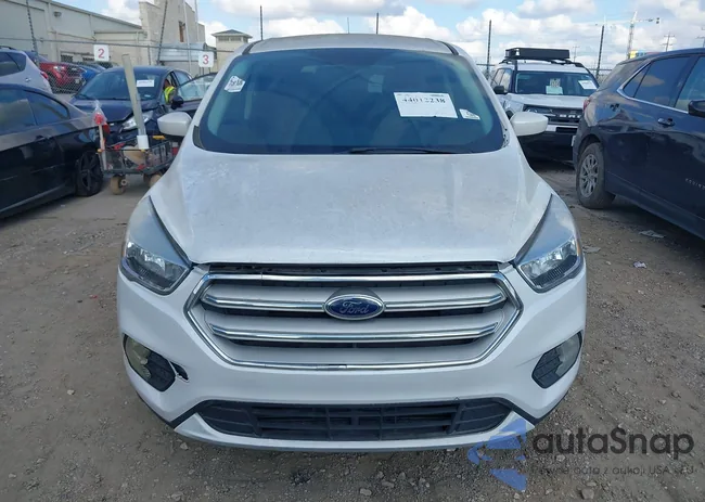 1FMCU0GD0KUB77696: 44012238