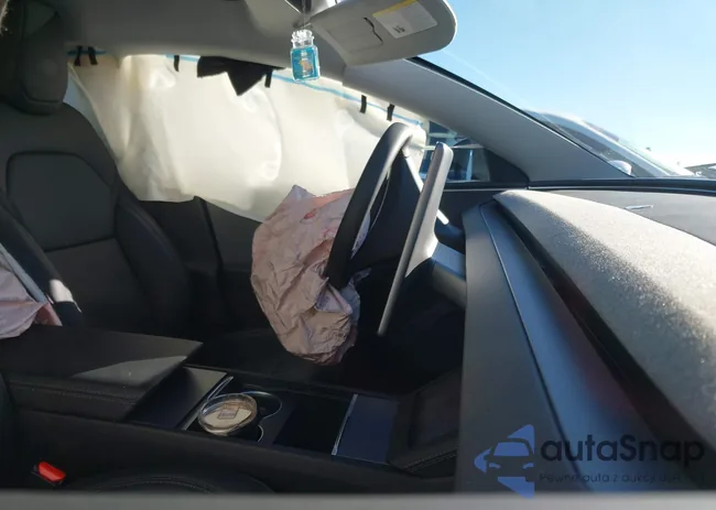 5YJ3E1EA7SF016819: 44011280